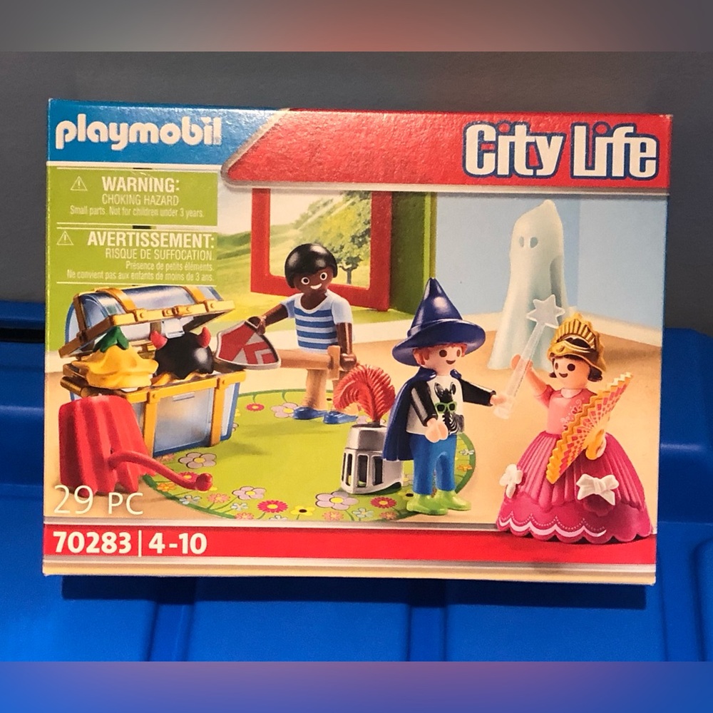 Playmobil City Life Children with Costumes Play Set - 70283